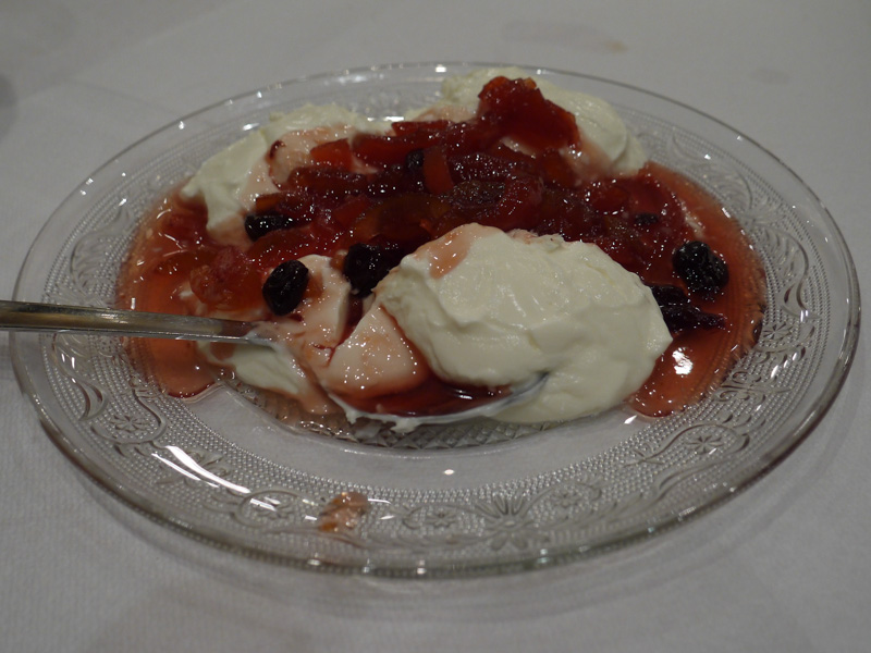 Greek yogurt with fruit